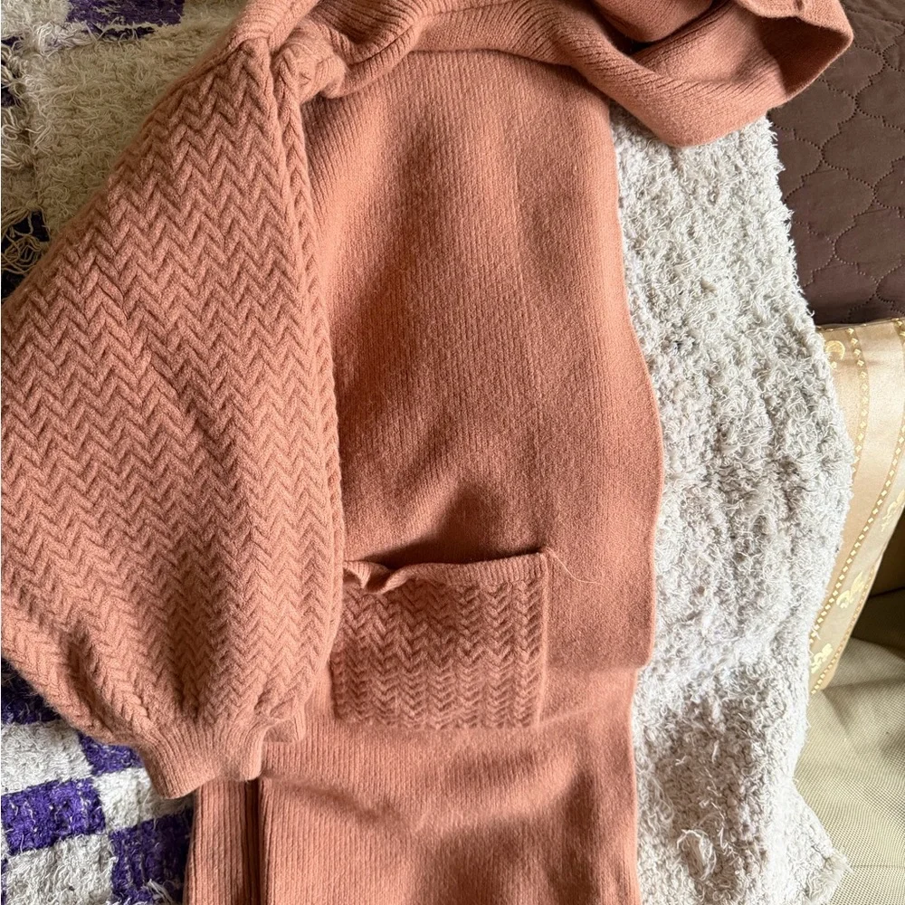 Women's Sweater in Warm Brown - Picture 2 of 4